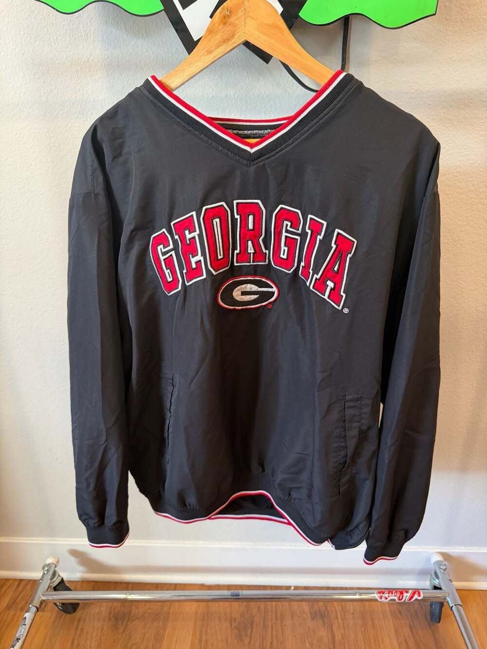 Stadium Athletics Georgia Bulldogs Men's V-Neck Pullover Windbreaker Jacket